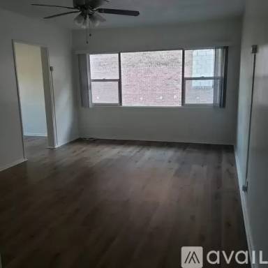 Main picture of 1033 S Westlake Ave