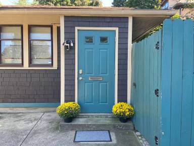 Main picture of 273 Crescent Ave