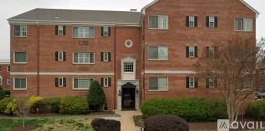 Main picture of 820B S Washington St