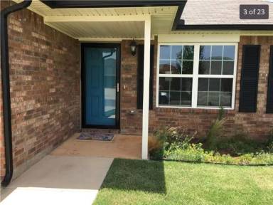 Main picture of 13112 Beaumont Dr