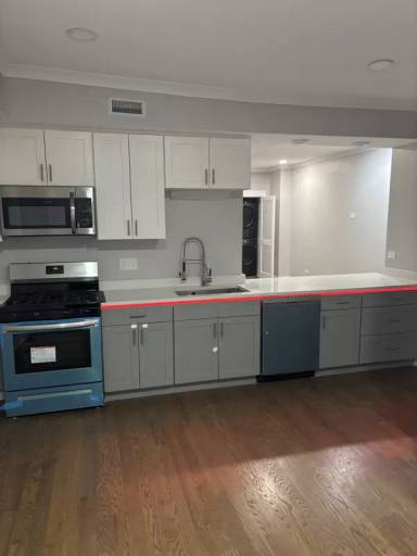 Main picture of 4432 W Jackson Blvd