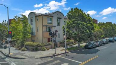 Main picture of 8620 Belford Ave