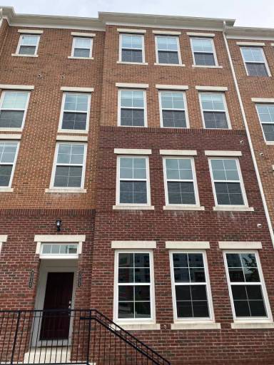 Main picture of 3033 Rittenhouse Cir