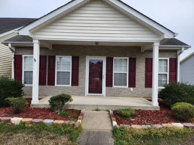 Main picture of 2215 Brookville Dr