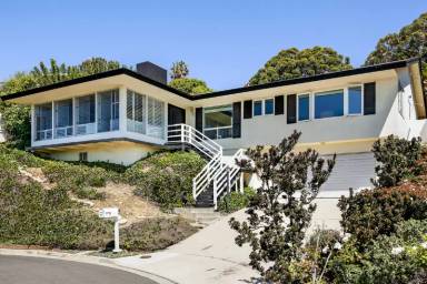 Main picture of 5651 Ladybird Ln