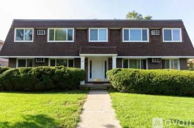 Main picture of 775 Jefferson Ave