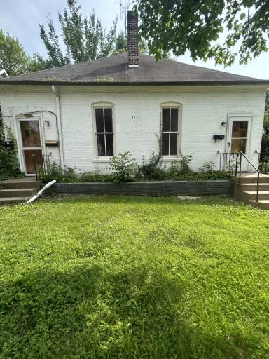 Main picture of 1125 E 5th St