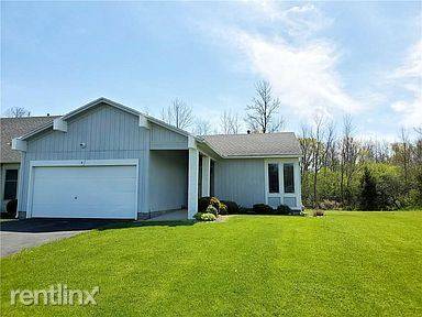 Main picture of 8 Atwood Dr