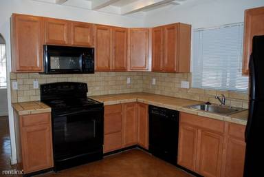 Main picture of 4858 E Seneca St
