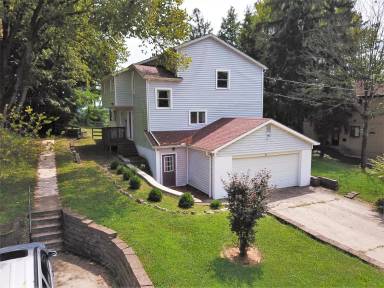 Main picture of 58 Fairview Ave