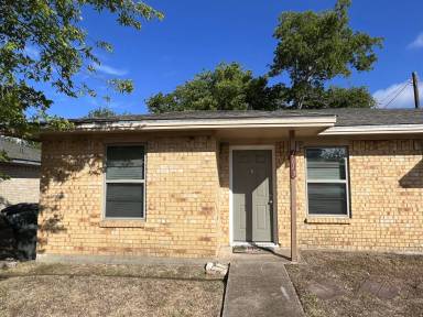 Main picture of 1613 Cloverdale Ct