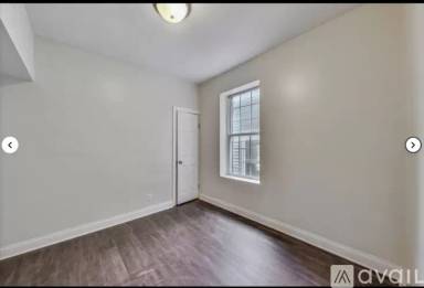 Main picture of 4952 W Augusta Blvd