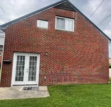 Main picture of 23 Madelaine Pl