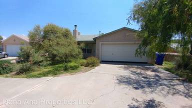 Main picture of 4974 Gem St