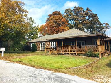 Main picture of 16602 Willow Dr