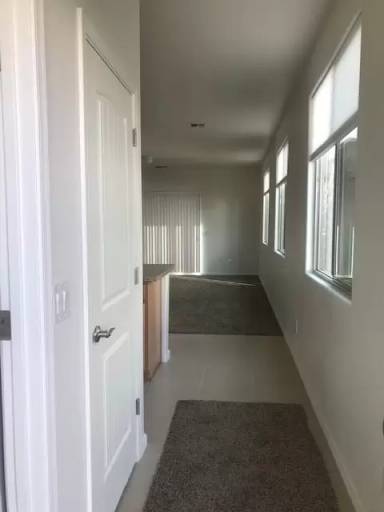 Main picture of 910 Corazon Ln