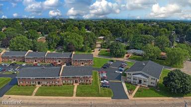 Main picture of Halsted Park Apartments & Townhomes