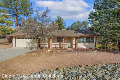 Main picture of 4990 Hornet Dr