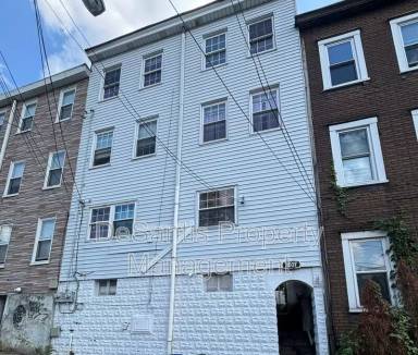 Main picture of 3037 Pulawski Way