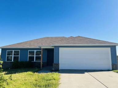 Main picture of 713 NW 70th Ave