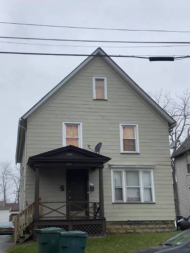 Main picture of 1593 N Clinton Ave