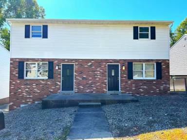 Main picture of 120A Karen Way