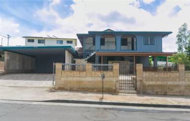 Main picture of 94-361 Kahuanani St