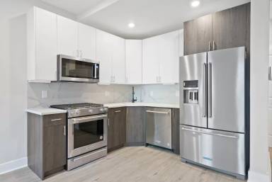 Main picture of 408 N Front St