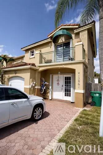Main picture of 15861 SW 70th Ter