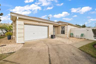 Main picture of 1405 Janeann Ter