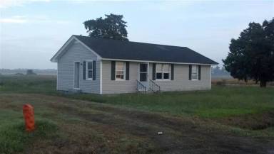 Main picture of 946 Cherry Glade Rd