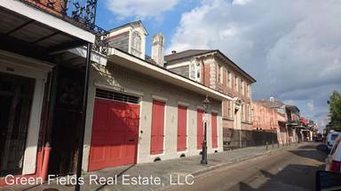Main picture of 833 Saint Ann St