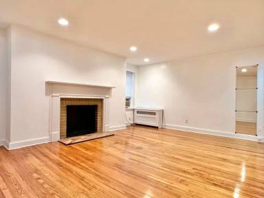 Main picture of 30 S 22nd St