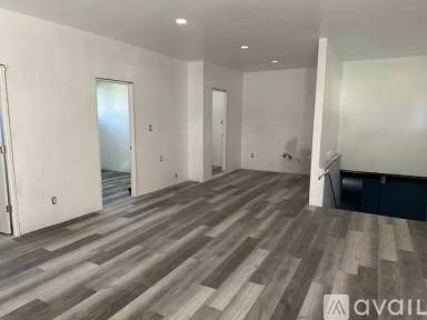 Main picture of 5454 N River Rd