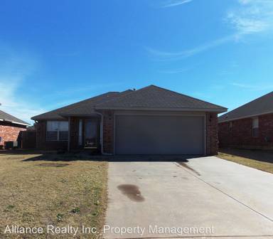 Main picture of 612 S Castle Ridge Ln