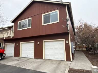 Main picture of 1933 SW Canyon Dr