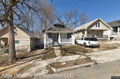 Main picture of 1614 E 42nd St