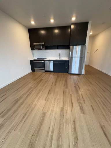 Main picture of 4750 N Albina Ave