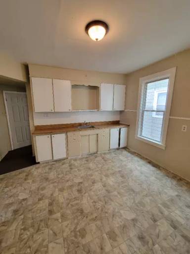 Main picture of 50 Gold St