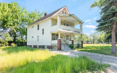 Main picture of 13617 Glenside Rd