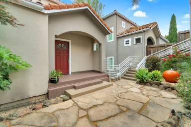 Main picture of 4614 Redwood Rd