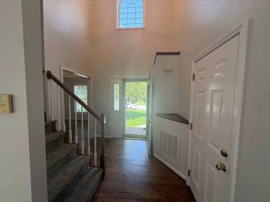 Main picture of 219 Newport Dr