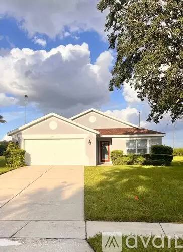 Main picture of 3141 Stonehurst Cir