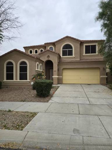 Main picture of 17537 W Voltaire St