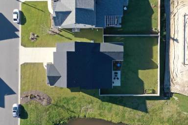 Main picture of 420 Aurora Pl