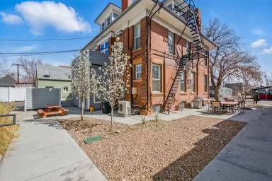 Main picture of 3325 Tejon St