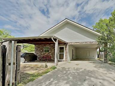 Main picture of 1414 Record Crossing Rd