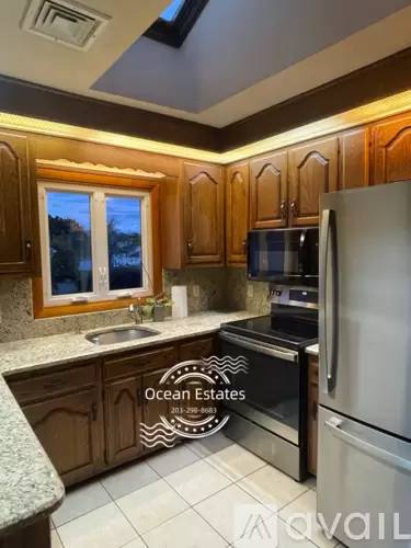 Main picture of 125 Ocean View St