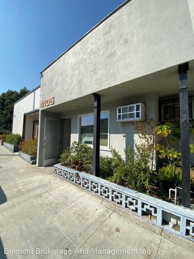 Main picture of 4105 E 7th St