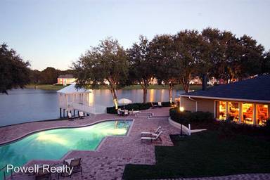 Main picture of 302 Lake Parsons Grn
